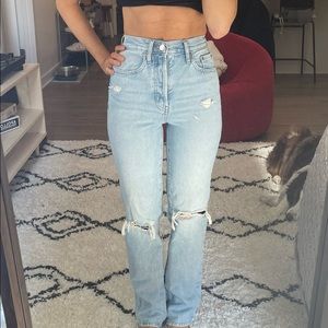 Pacsun distressed dad jeans! Never got around to wearing, perfect condition.